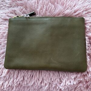 Madewell The Leather Pouch Clutch
